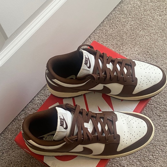 Nike Chocolate Brown Dunks - Picture 2 of 6